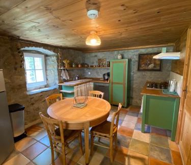 Chenereilles House | La Borie Maisonnette de Charme en Pierres 80m2