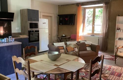 Chateau-Chervix House | La Buchille