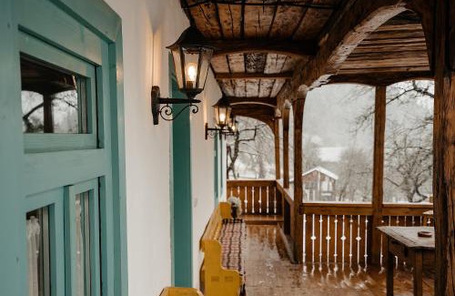 Borsa House | La bujda lu mosu