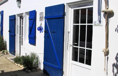 La Cotiniere House | La Cabane de peche de la Cotiniere