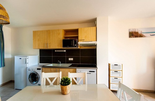 Cabries Apartment | La Cabre d'Or - Duplex climatisé avec piscine partagée