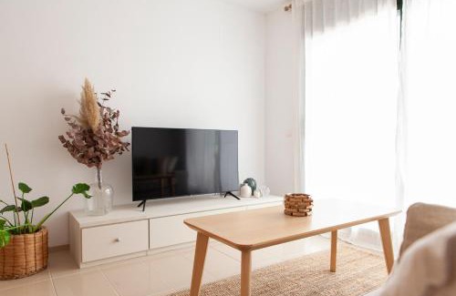 Miami Platja Apartment | La Cala Azul - con piscina y WiFi