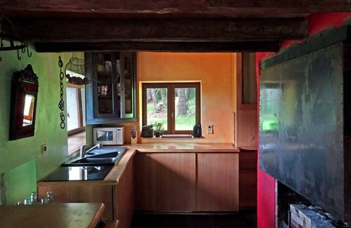 Quaix-en-Chartreuse House | La Canopée de Chartreuse, a home with a terrace perched in a tree