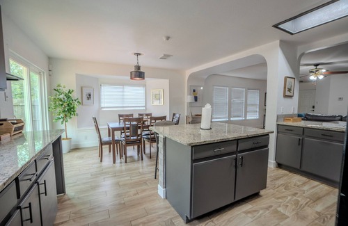 San Antonio House | La Cantera/Fiesta Texas/UTSA 3 Bedroom Home