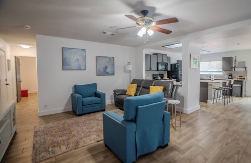 San Antonio House | La Cantera/Fiesta Texas/UTSA 3 Bedroom Home