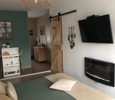 Bordeaux-Saint-Clair Bed & Breakfast | La Carola