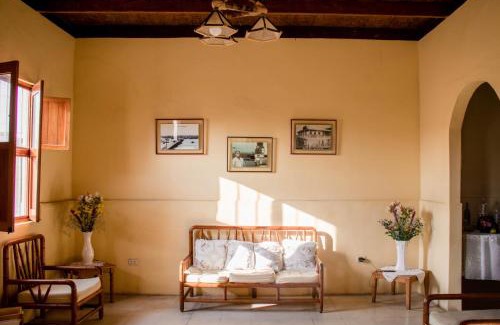 Puerto Supe Hotel | La Casa de Isidora