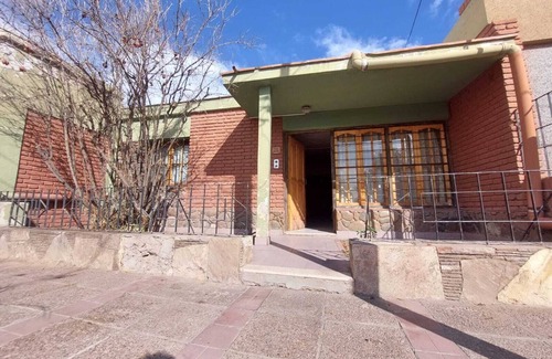 Mendoza House | La Casa de los Abu, Pleno Camino del Vino