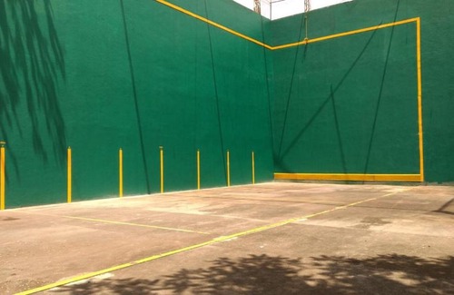 Cocoyoc House | La Casa del Frontón y Squash Cocoyoc para 26 personas