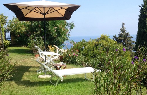 Varigotti Villa | La Casa Di Chien CIN IT009029C2ATLLUKS2 CITRA 009029-LT-1919