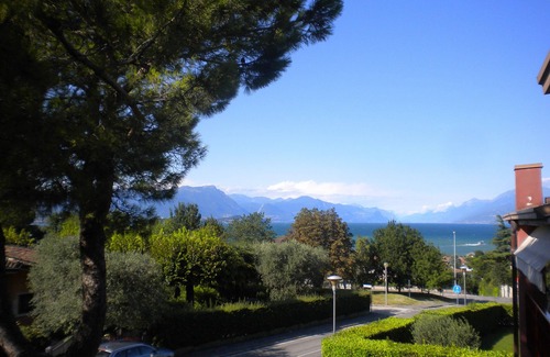 Desenzano del Garda Apartment | La Casa di Gio '- Hilly apartment with lake view, with swimming pool.