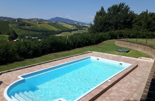 Cossignano Bed & Breakfast | La Casa in Campagna