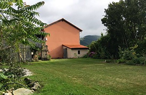 Ballota House | "La Casa Roxa" Comfortable and comfortable, with large garden and beautiful sea views