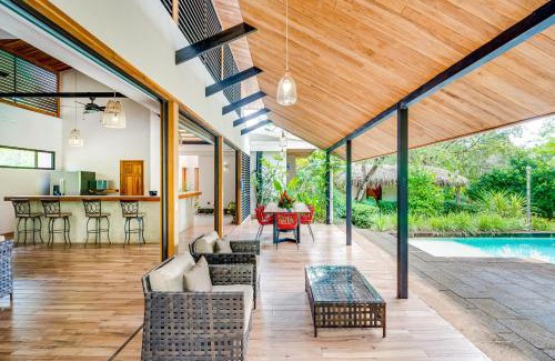 Matapalo House | La Casa Tico Tango