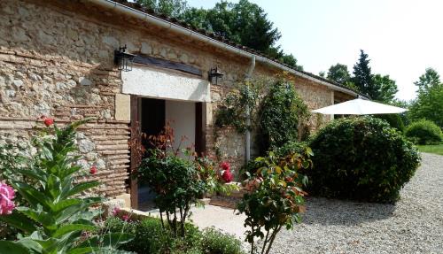 Pinel-Hauterive Bed & Breakfast | La Cascade de Hauterive