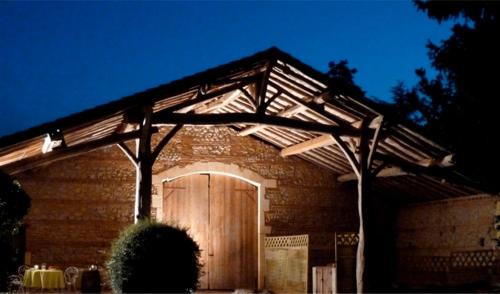 Pinel-Hauterive Bed & Breakfast | La Cascade de Hauterive