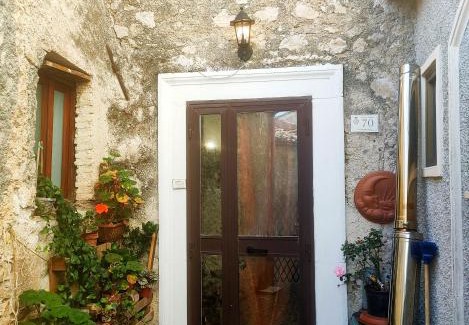 Villalago House | La Casetta di Alice