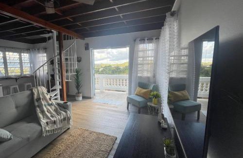 Montones Ski Chalet | La Casita Blanca Chalet Incredible View Romantic