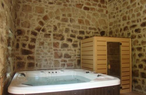 Sanilhac House | La Castanea Gîte de charme
