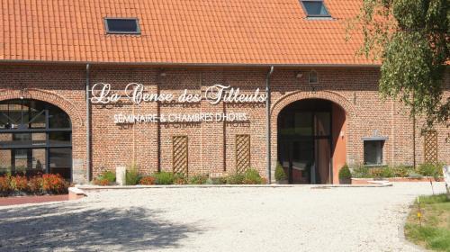 Houplines Bed & Breakfast | La Cense - Ferme des Tilleuls