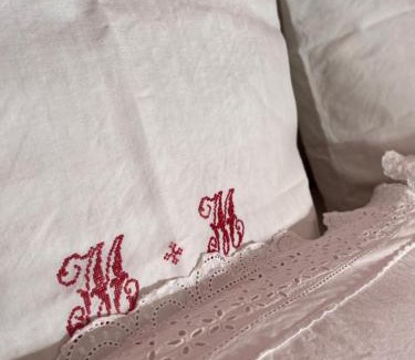 La Noe-Poulain Bed & Breakfast | La Chambre d'hôte de Manou en Normandie