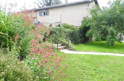 Haute-Rivoire House | La Charmatière