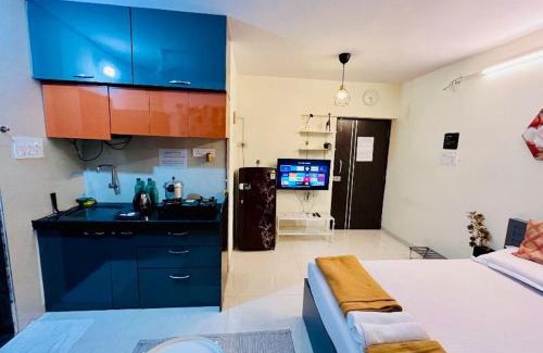 Kandivali East Apartment | La Cherry Studio Service Apartment