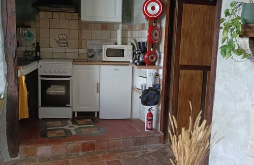 Thoste Bed & Breakfast | La Chouette d'Or Small, bucolic gîte for a peaceful stay