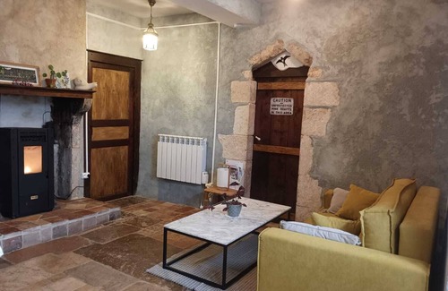 Thoste Bed & Breakfast | La Chouette d'Or Small, bucolic gîte for a peaceful stay