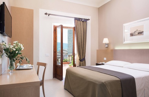 San Gimignano City Centre Hotel | La Cisterna