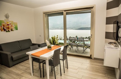 Vercana Apartment | La Collinetta Lake View