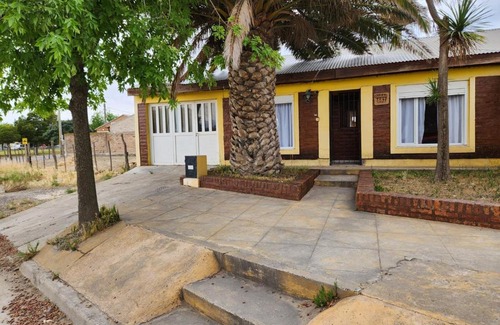 Carmen de Patagones House | La comarca Alquiler x día casa amplia con garagge