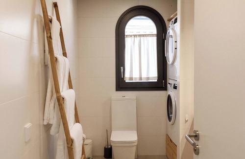 Barri Vell Hotel | La Comuna by Bon Dia Residences
