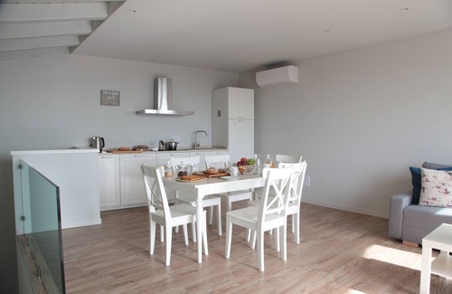 Villanuova sul Clisi Apartment | La Cornice sul Garda - Sambuco - terrace and lake view in residence with pool