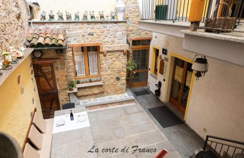 Brusimpiano Apartment | La Corte di Franco - 4 appartamenti lago Lugano