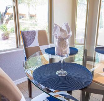 Springfield Lakes House | La Costa home