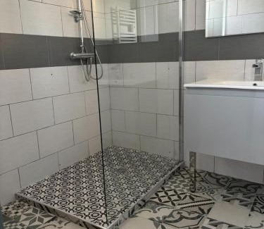 Auxerre Apartment | La coulée verte