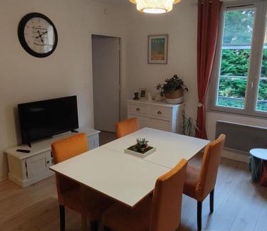 Crecy-en-Brie Apartment | La Crécynette - near Disneyland and Parrot World