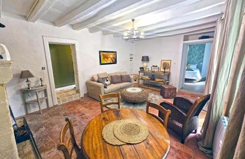 Beaumont-Pied-de-Boeuf House | La Crocherie : Gîte des Elfes - Free Wifi & Smart TV