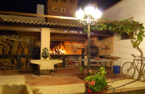 El Peral Cottage | La Cueva de Cirondo 6 Seats House 4