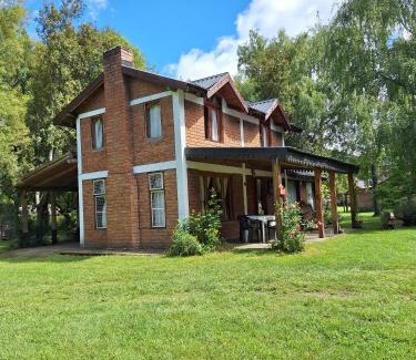 Lago Puelo House | La Cueva del Piche