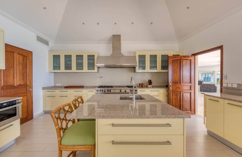 Plum Bay Villa | La Dacha in Terres Basses by Personal Villas - Serenity in Paradise