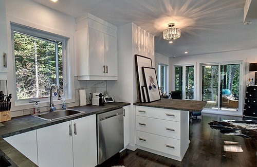 Chertsey Cottage | La Datcha: Romantic Getaway for couple