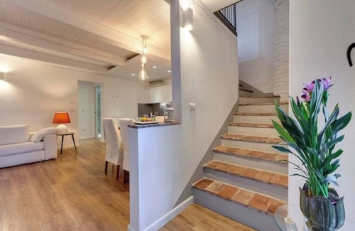 Gavinana House | La Delizia, house with garden and private parking space