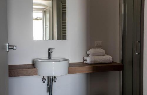 Belgirate Apartment | La dimora del Glicine 2