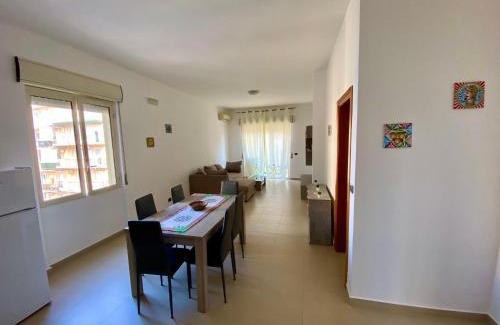Grottasanta Apartment | La dimora di Damone & Finzia
