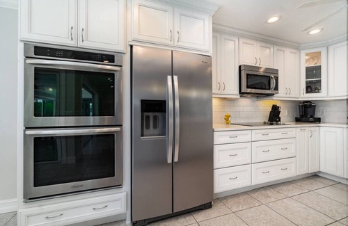 Lochmoor Waterway Estates Villa | La Dolce Vita: Your Waterfront Jackpot