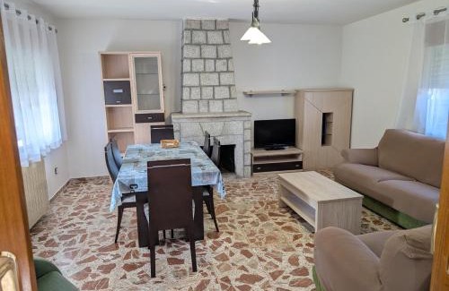 Navarrevisca House | la erilla vieja