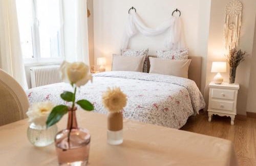 Chatel-sur-Moselle Bed & Breakfast | La Fée Maison