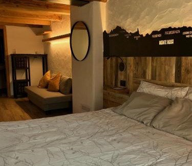 Saint-Nicolas House | La famille d'Evian